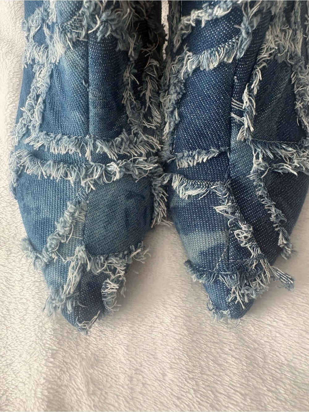 Denim Frayed Patchwork heeled boots size 9 - Picture 14 of 16